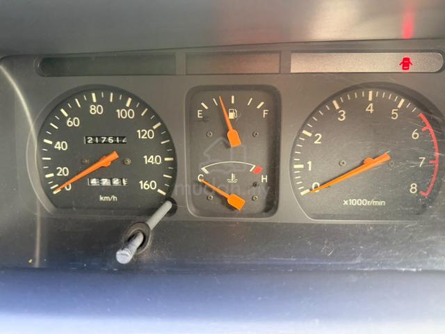 2002 Toyota UNSER 1.8 GLI FACELIFT (A) - 5