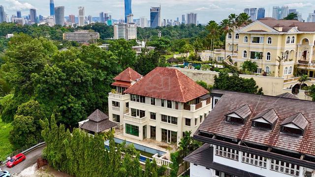 LUXURY MODERN VILLA - Bungalow House Cemerlang Villas, Kenny Hills KL 1