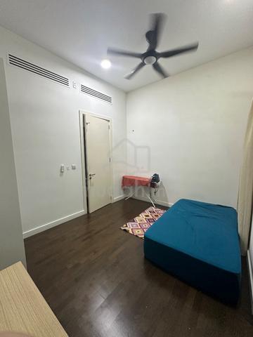 Room to rent 1