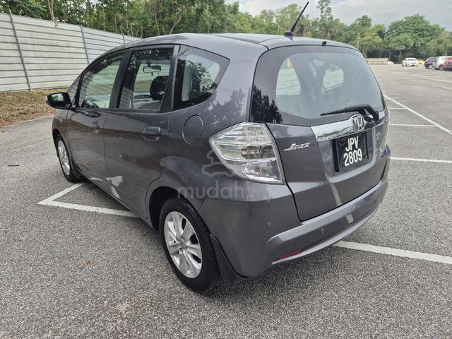 2013 Honda JAZZ 1.3 (HYBRID) FACELIFT (A) - 3