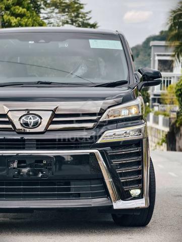 Toyota VELLFIRE 2.5 GOLDEN EYES - 4
