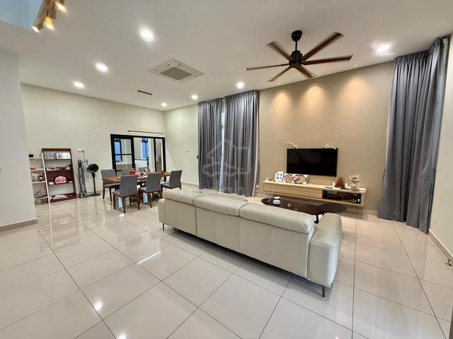 Horizon Hill Double Storey Superlink Corner Lot For Sale 1