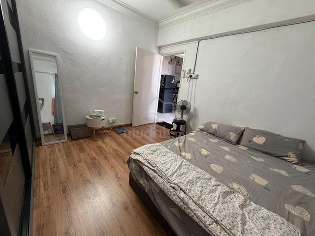 Master Room for Rent 1