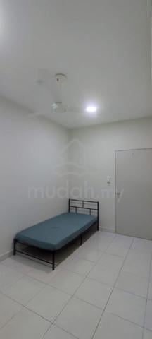 Single Room For Rental @ Laman View , Cyberjaya (Female Only) 1