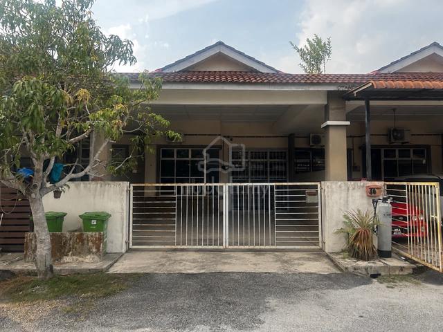 Teres Setingkat Permatang Badak Maju 1
