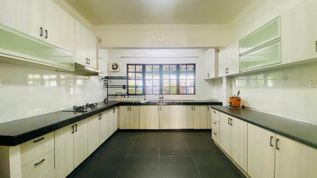 CHEAP & HUGE SIZE + EXTRA LAND❗️Double Storey Taman Zooview Kemensah 1