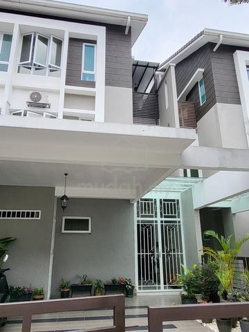 Tiara South 3 Storey Fully Furnished 1