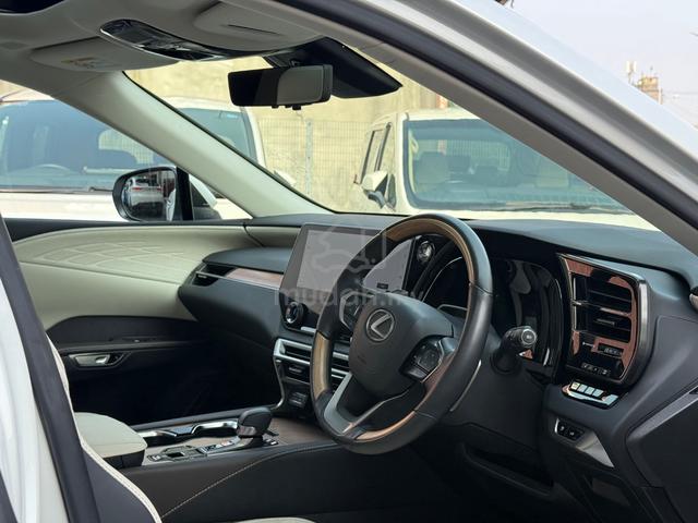 2023 Lexus RX350 2.4 LUXURY 6Yrs Warranty/Nego Til - 4