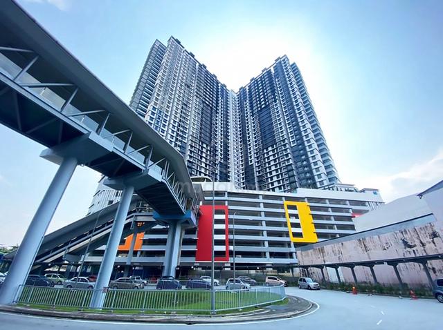 B11 Parkland Residence 1
