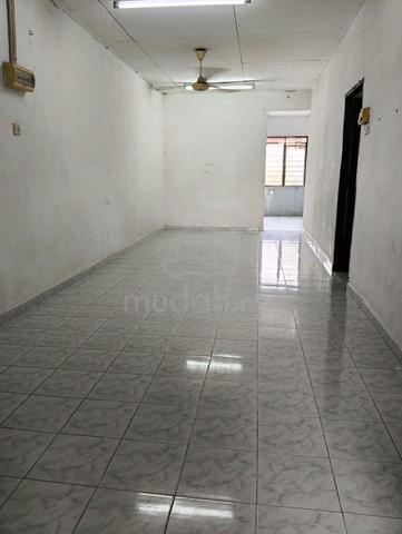 single storey terrace house in kubang semang for rent 1