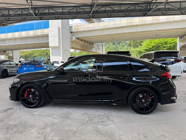 2025 Honda CIVIC 2.0 TYPE R FL5 / 1,400KM ONLY - 3