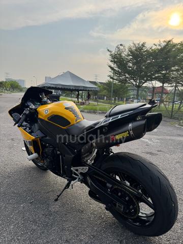 Yamaha R1 Non-TCS - photo 5 of 10
