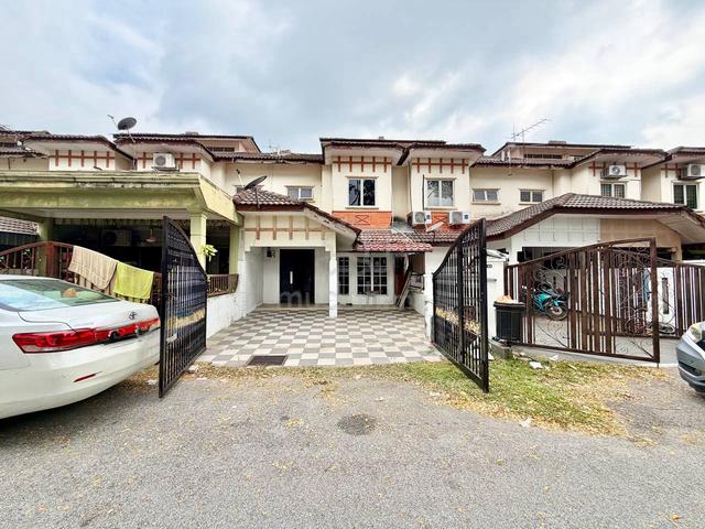 Facing Open Double Storey Terrace, Seri Pagi Saujana Utama 1