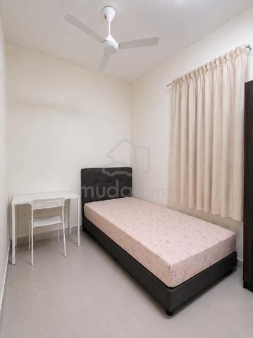 Room for rent 1