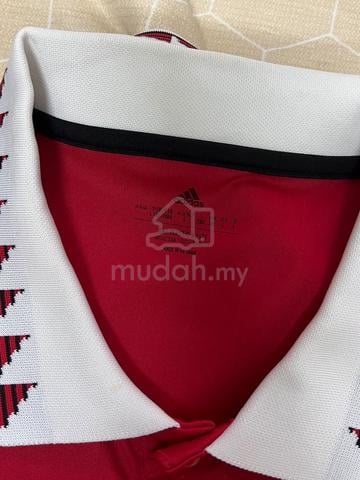 Manchester United 22/23 Home - photo 2 of 2