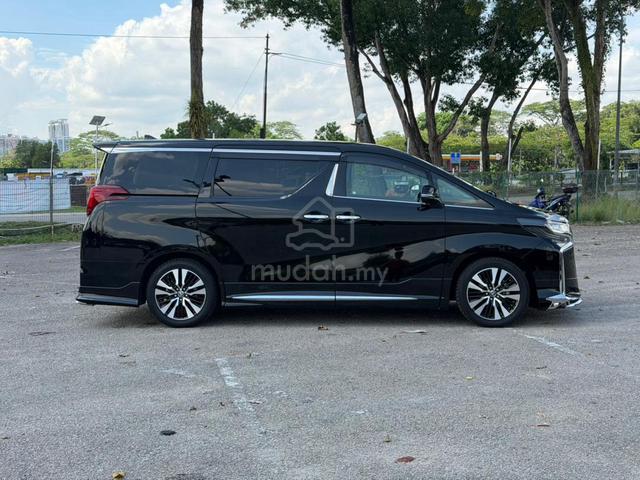 NO ROOF / LIKE NEW 2023 Toyota ALPHARD 2.5 SC - 5
