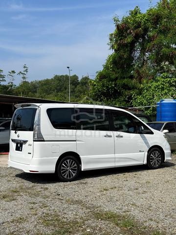 2015 Nissan SERENA 2.0 S-HYBRID HIGHWAY STAR - 5