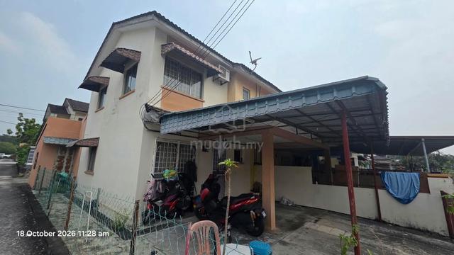 Garden Avenue Fully Extended & Renovated End Lot 2 Storey Terrace Sale 1