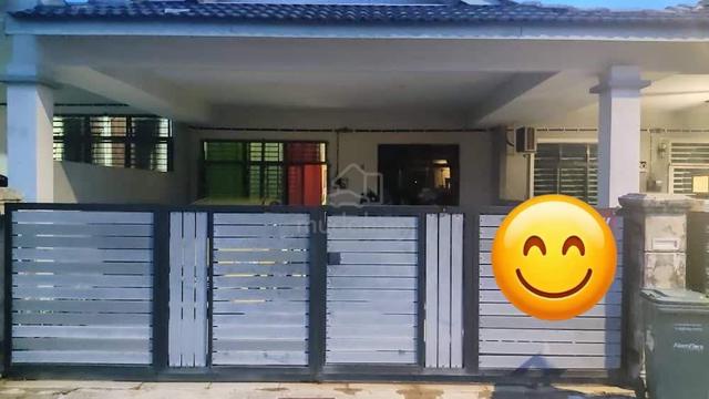 Teres Setingkat Renovated Perumahan Seri Mahkota Batu 12 1