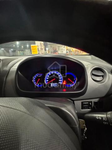 2010 Perodua MYVI 1.3 EZI MY05 M300 FACELIFT (A) - 2