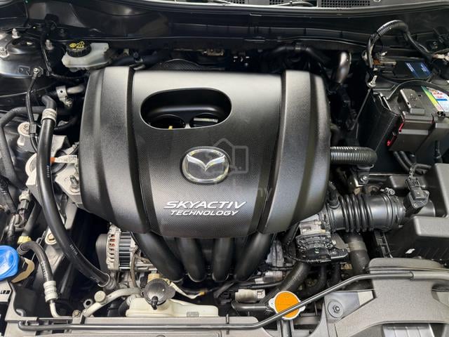 2017 Mazda 2 1.5 SEDAN (GVC) (A) ON THE ROAD - 4