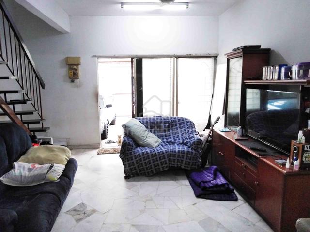 MUST VIEW | Puchong Jaya|2 Sty House|FREEHOLD| 3R 2B|Extra Parking 1