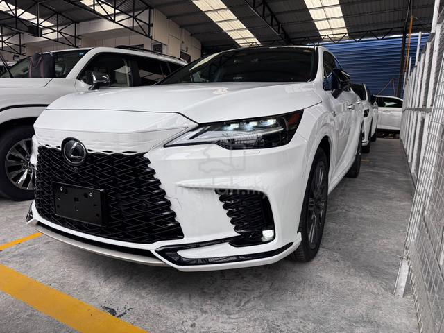 Lexus RX500h 2.4T F-Sport @ 371 hp combined - 3