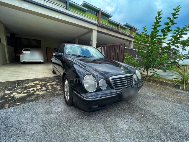 1998 Mercedes Benz E200 CLASSIC (CBU) 2.0 (A) - 3