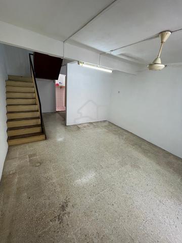 Kepong Tmn Sri Sinar Landed for rent accept company rent 1