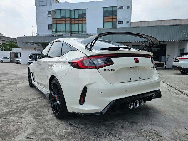 2024 Honda CIVIC 2.0 TYPE R FL5 (M) Japan Unreg - 2