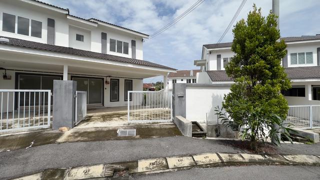 BRAND NEW Lahat Permai Ipoh Double Storey Intermediate Corner House 1