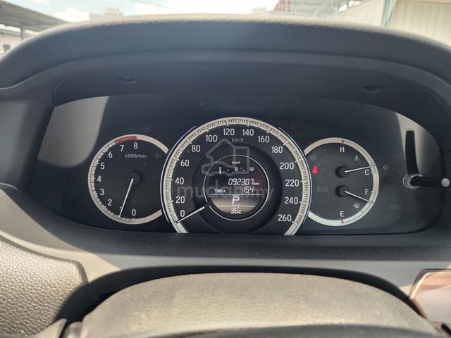 2017 Honda ACCORD 2.0 VTi FACELIFT (A) - 5