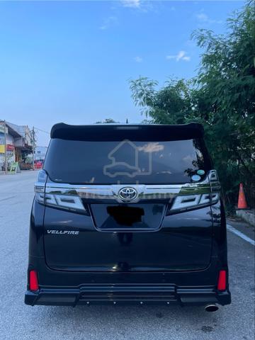 2018 Toyota VELLFIRE 2.5 AH30 FACELIFT (A) - 4