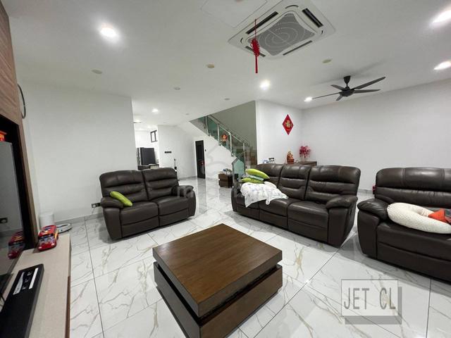 Paloma Bukit Raja Double Storey Superlink House for Sale at Klang 1