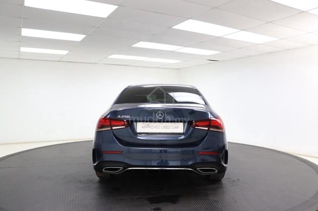 2020 Mercedes Benz A250 2.0 AMG LINE (A) - 3