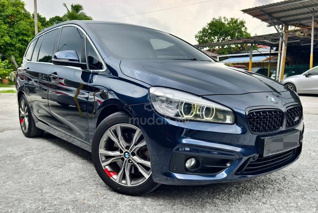 2015 Bmw 218i ACTIVE TOURER 1.5 boleh loan kedai - 1