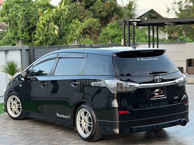 2010 Toyota WISH 1.8 X TIPTRONIC A/M (A) - 3