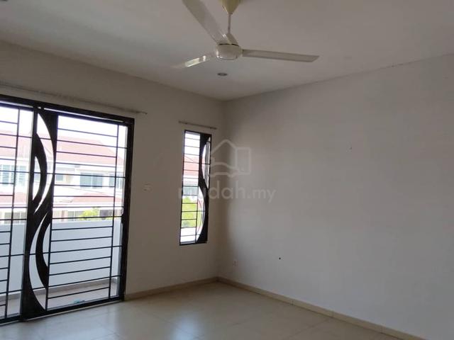 Gunung Rapat Botani Double Storey Terrace House For Rent Sewa 4