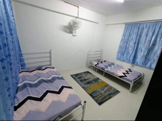 Bilik Sewa utk perempuan Area Bayan Lepas 1