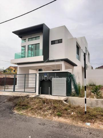 Pahang Mentakab Tmn. Rimba Emas 2 Storey Semi-D/Terrace House For Sale 1