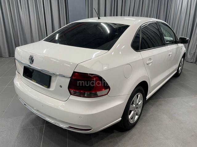 2017 Volkswagen VENTO 1.6 COMFORTLINE (A) - 3