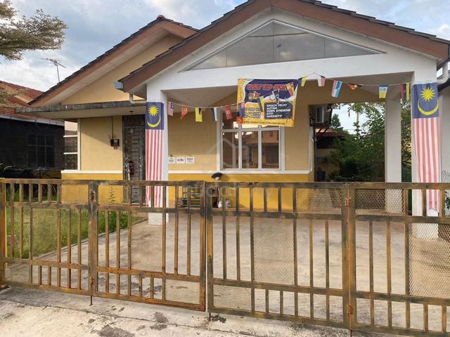 SEMI-D Siap Kitchen Cabinet di AMBANGAN HEIGHT | BERBALOI!!!! 1