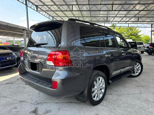 2014 Toyota LANDCRUISER 4.6 ZX Full Spec BolehLoan - 2