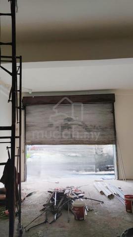Light industry park masai 1.5 storey factory endlot rent 1