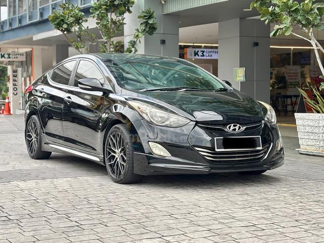 2013 Hyundai ELANTRA 1.8 PREMIUM (A) - 1
