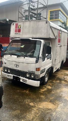 1997 Toyota HIACE 2.4 (M) - 1