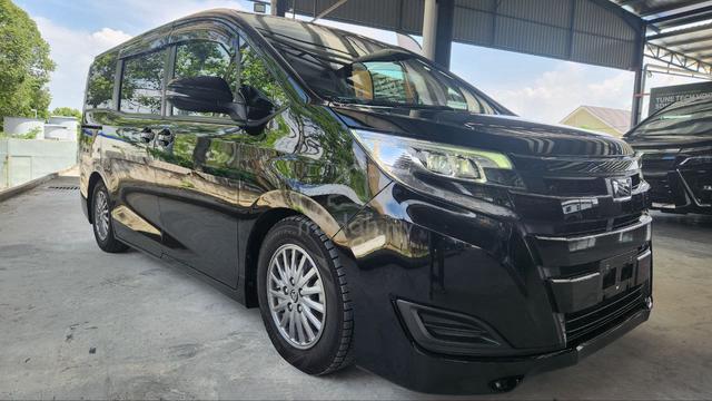 2021 Toyota NOAH 2.0 X 7 SEATER - 3