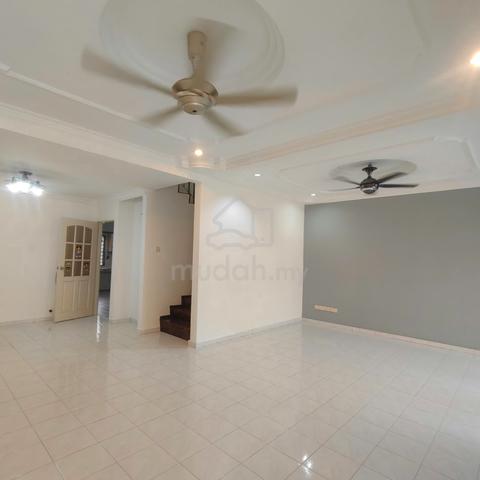 Double Storey Terrace Cheng Perdana Best Buy special Best newly refurb 1