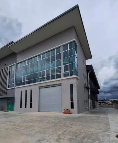 LIMITED! BIG SPACE + POWERFUL SEMI D FACTORY WAREHOUSE! Bukit Kemuning 1