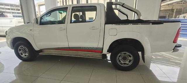 2009 Toyota HILUX 2.5 STD MY05 KUN25R FACELIFT (M) - 5